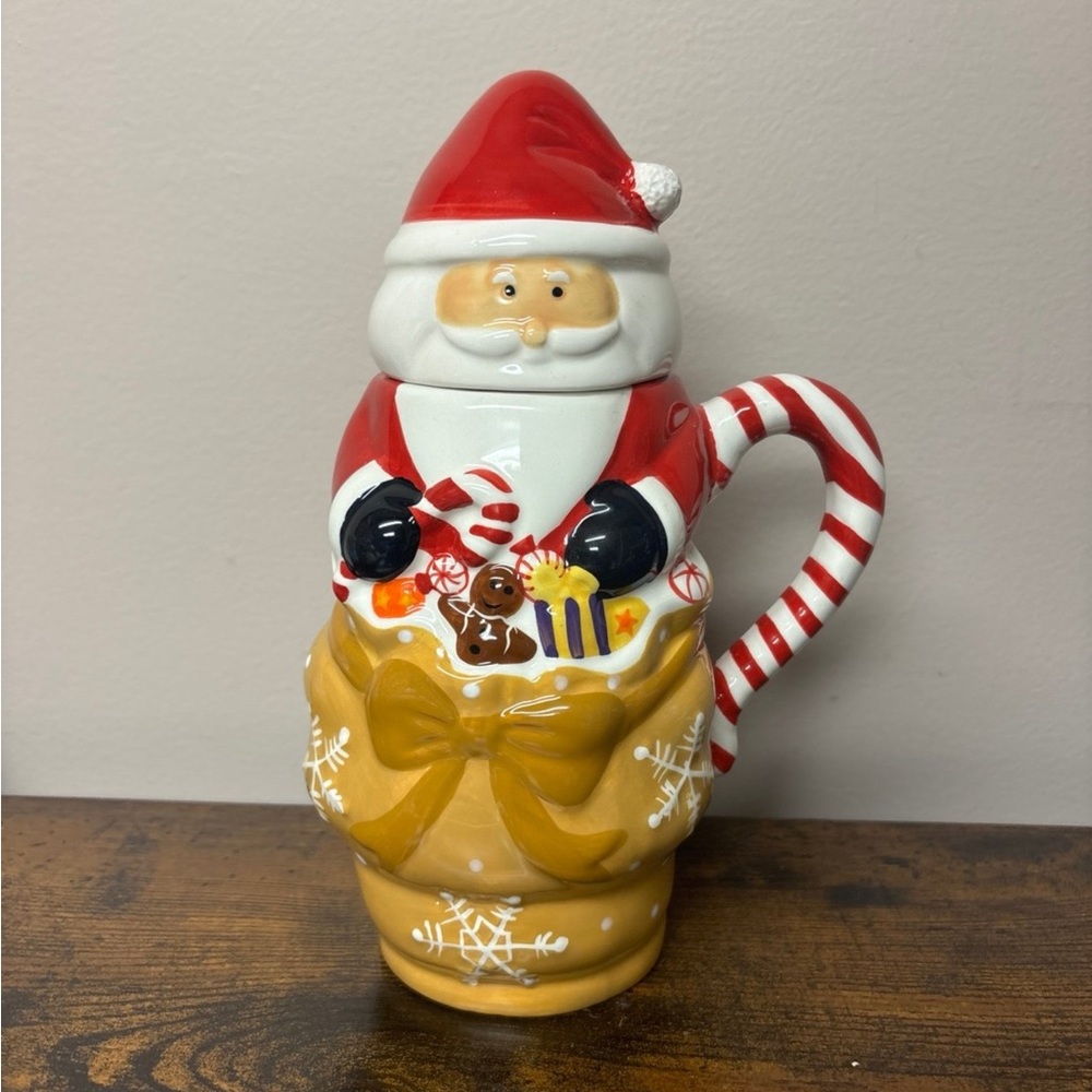 Santa Mug With Lid
